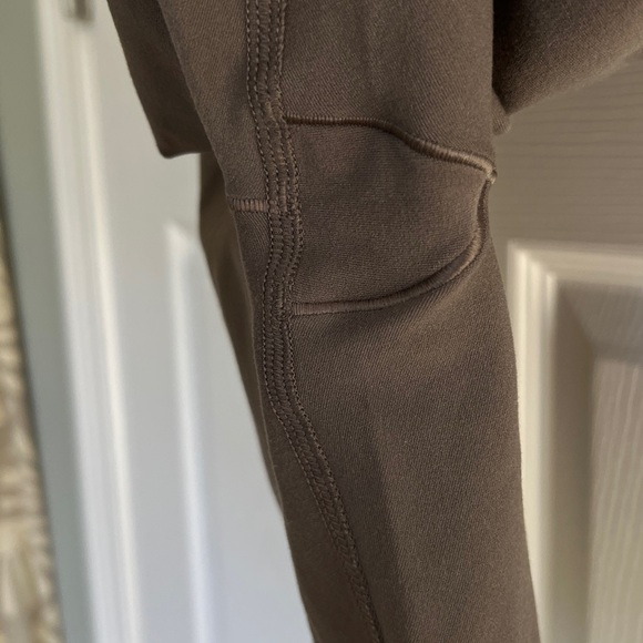 Alo Yoga Alosoft Suns Out Onesie Olive Tree - Picture 4 of 9